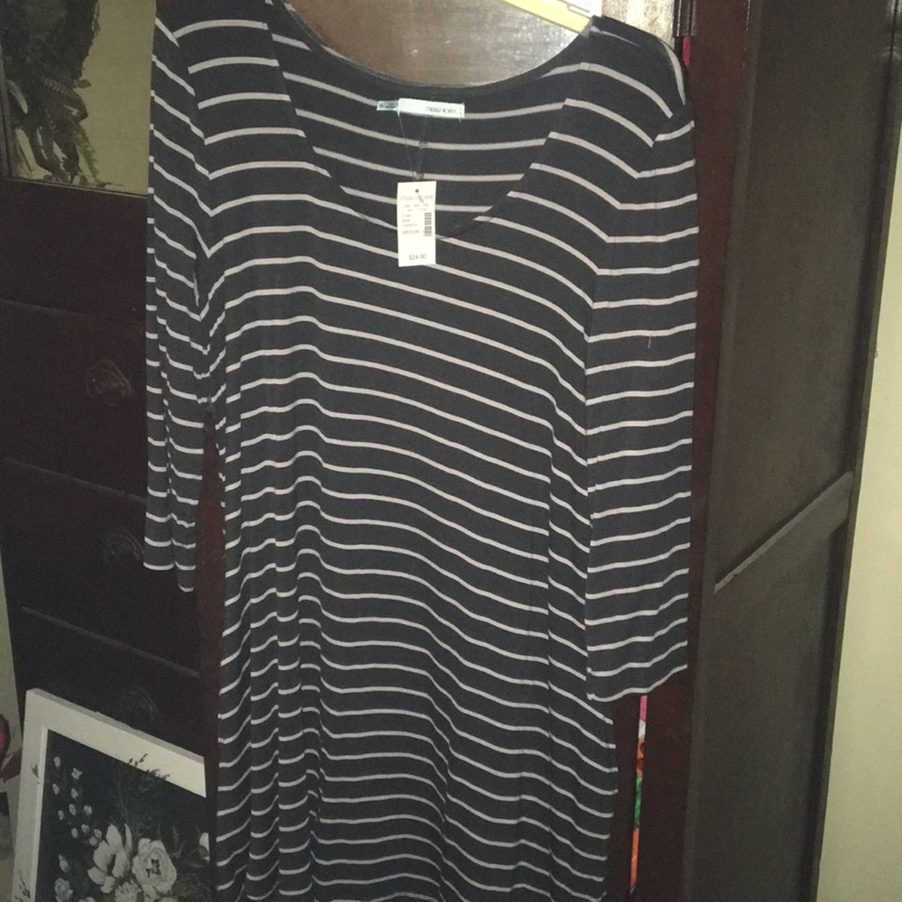 Women’s Maurice’s Tunic size Medium NWT